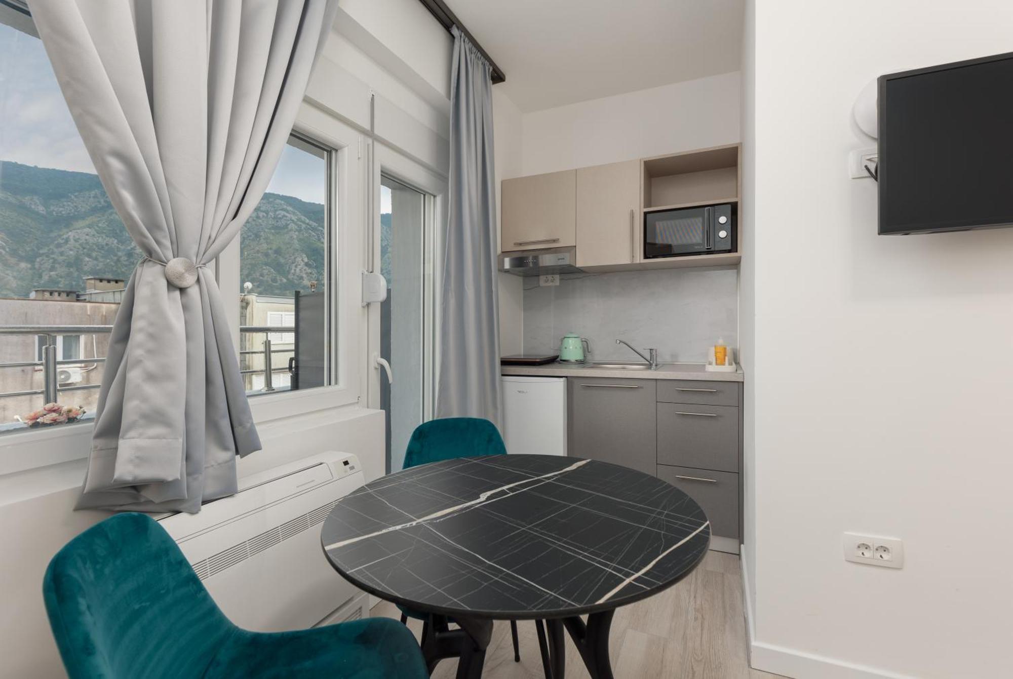 Apartments Time Kotor Bagian luar foto