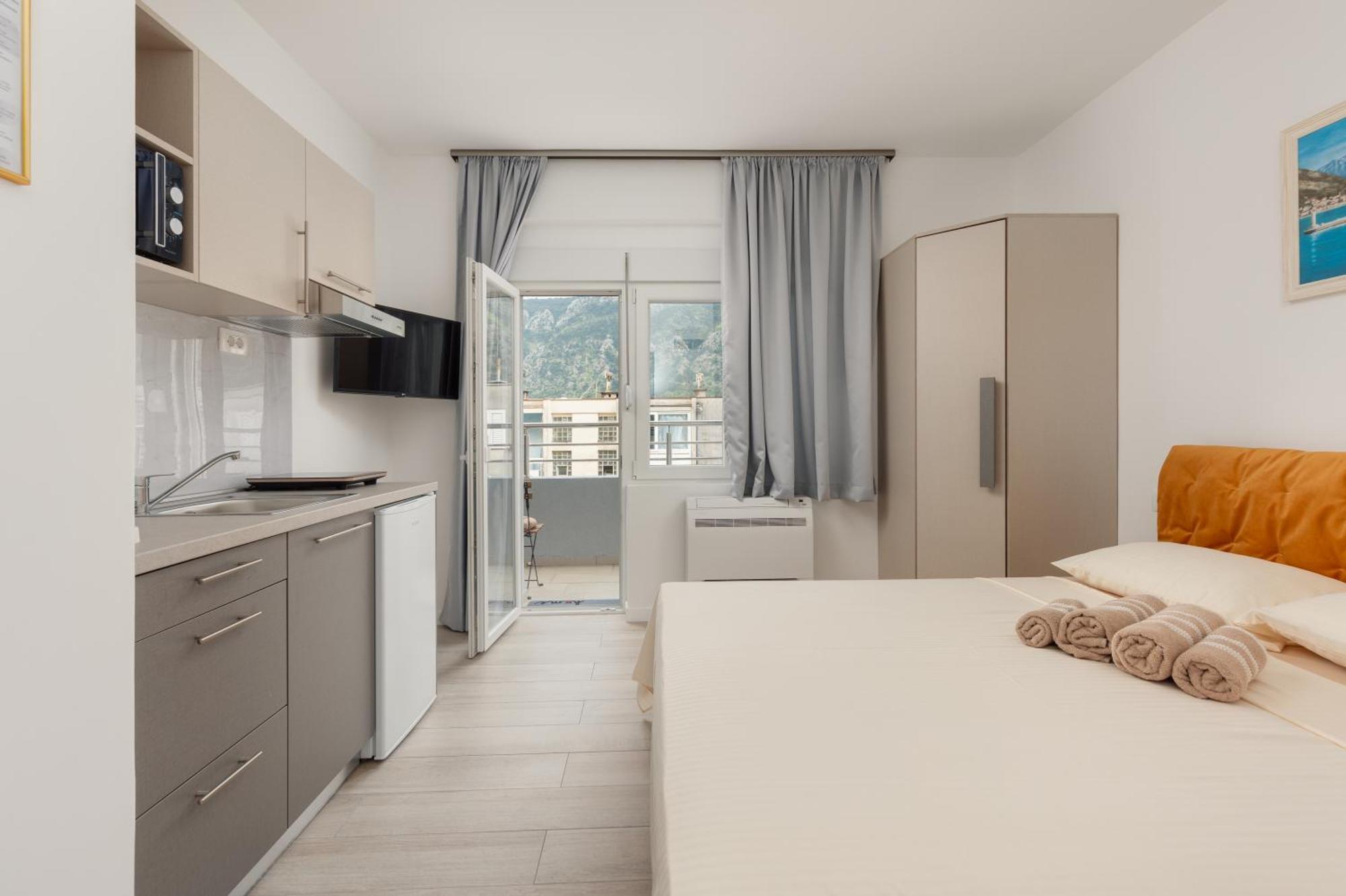 Apartments Time Kotor Bagian luar foto