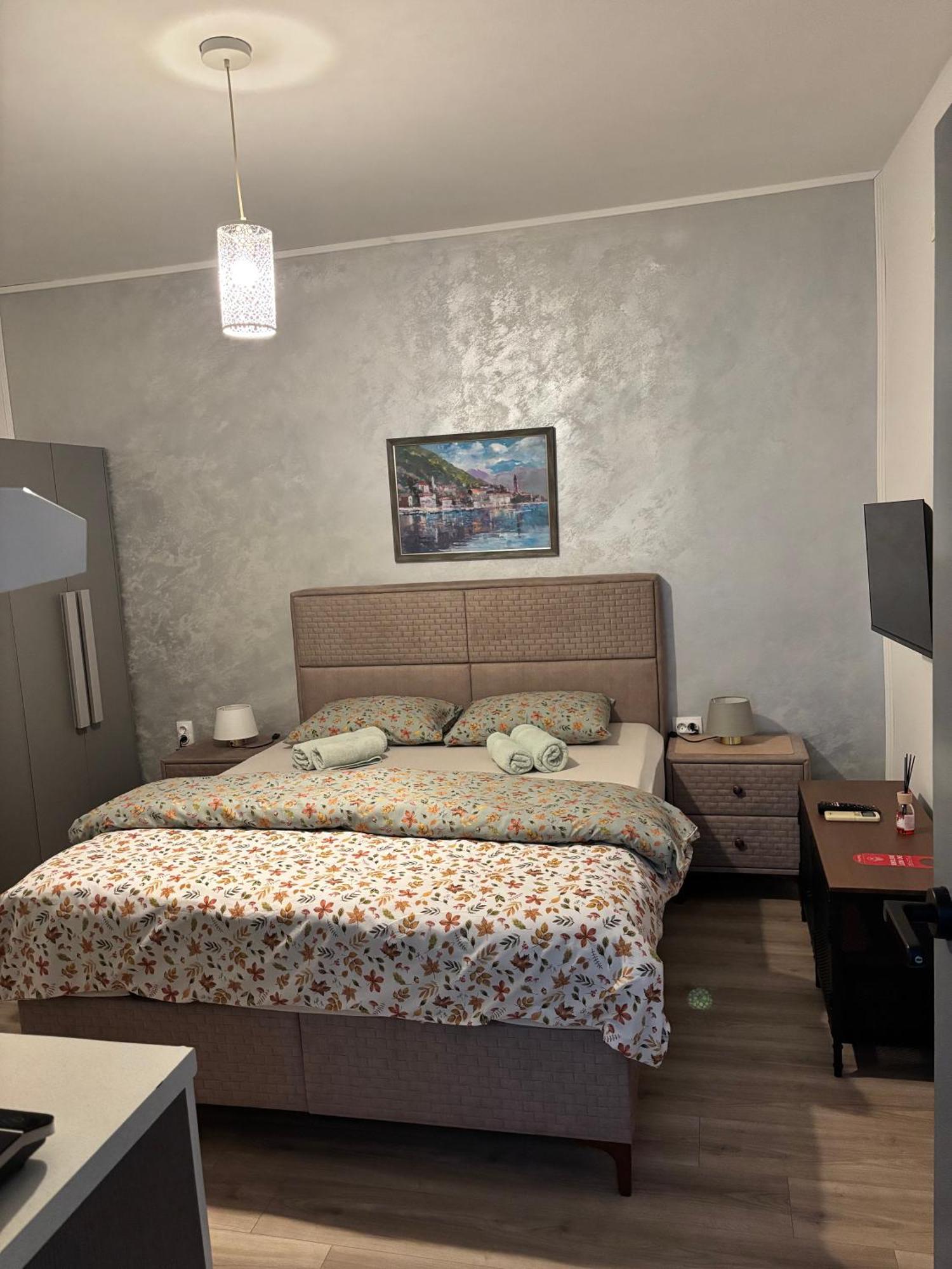 Apartments Time Kotor Bagian luar foto